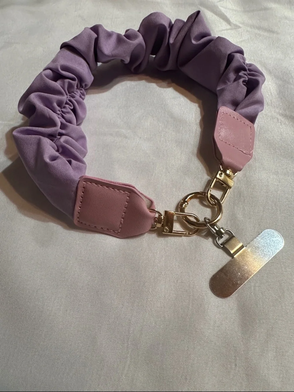 Stylish Lavender Scrunchie Phone Case Wristlet with Pink Accent NWOT